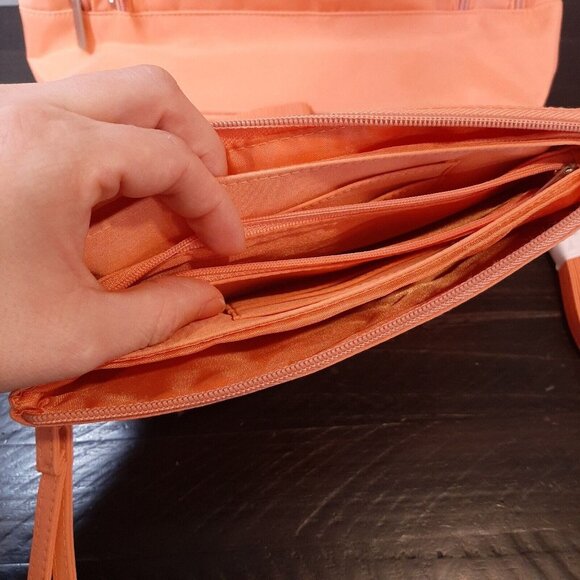 3/$20 Ganz Beyond A Bag Urban E Reader Tote Bag Cantaloupe Orange Bonus Wristlet - Picture 10 of 16